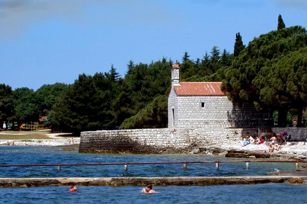 Olive Charm Apartment Umag Bagian luar foto