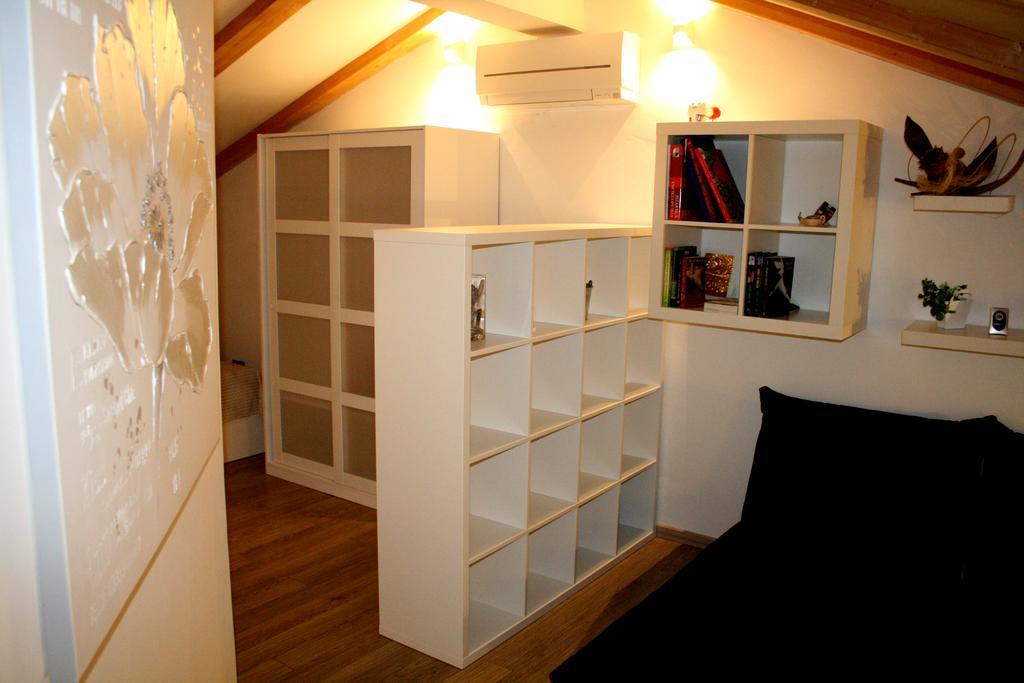 Olive Charm Apartment Umag Bagian luar foto