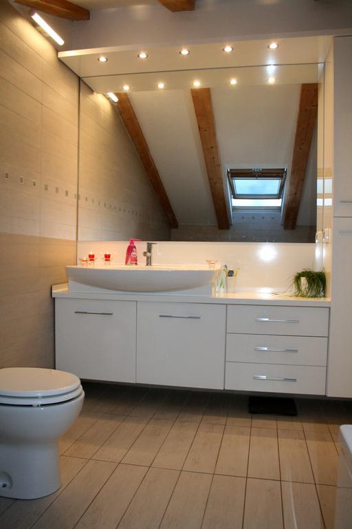 Olive Charm Apartment Umag Bagian luar foto