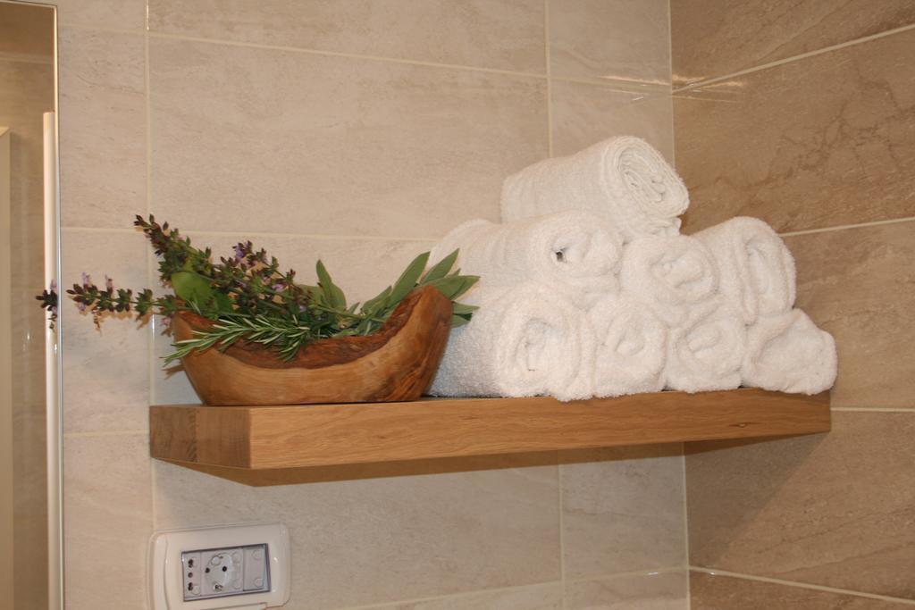 Olive Charm Apartment Umag Bagian luar foto